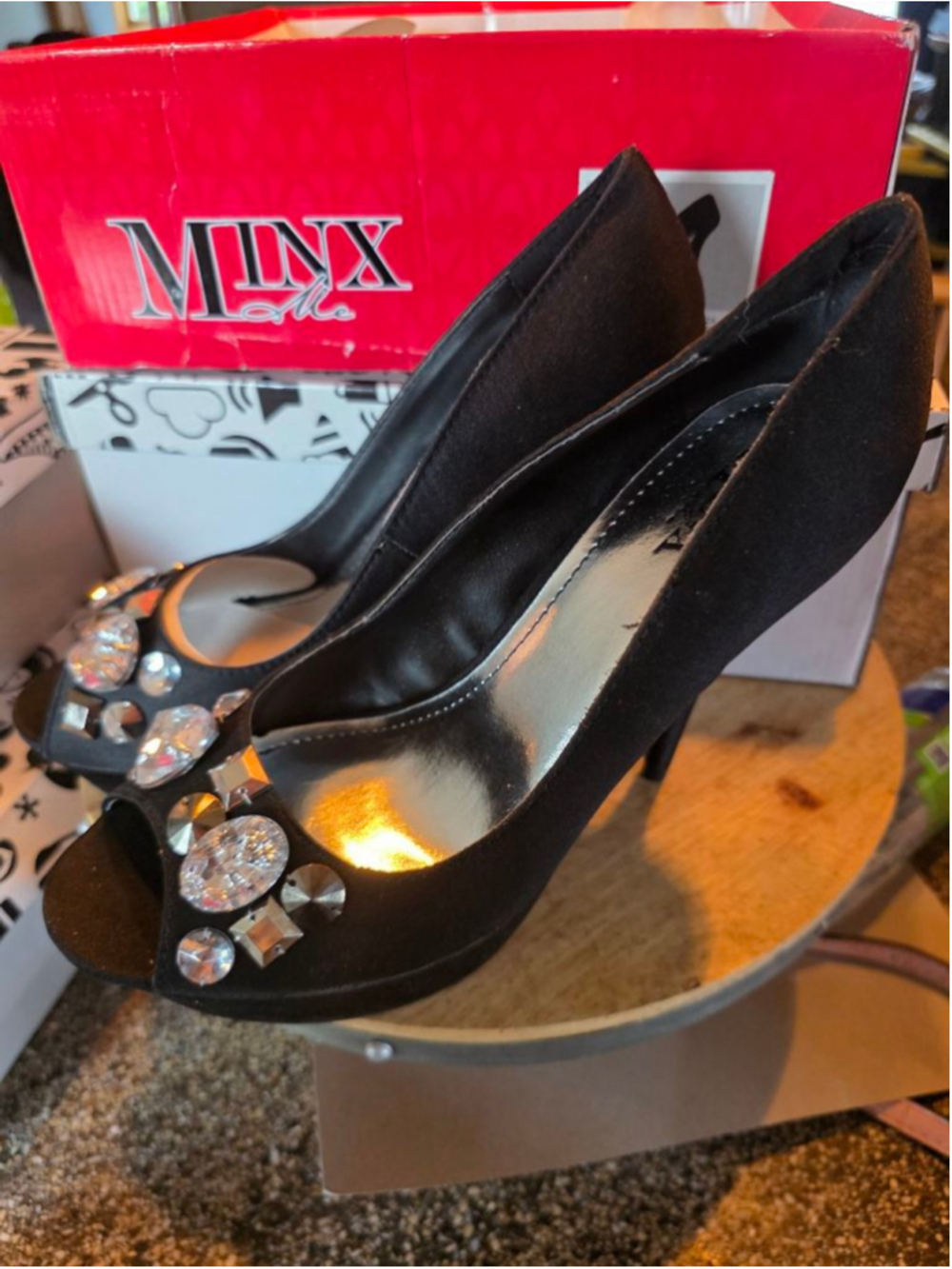 Women's MINX Black Embellished Peep Toe Heels Size 7 new in box sexy shoes fancy